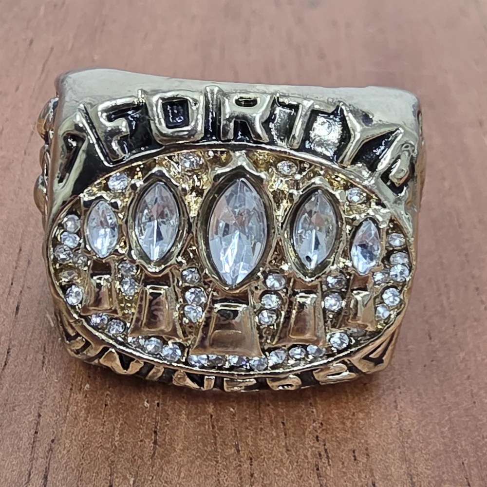 San Francisco 49ers Championship Ring Size 10‎ Superbowl 94 95 Gold